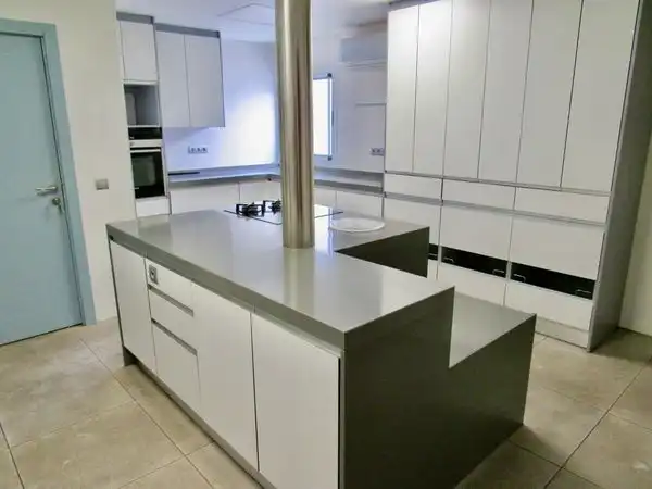 Küche von Wohnung zum Verkauf in Las Palmas de Gran Canaria mit Balkon