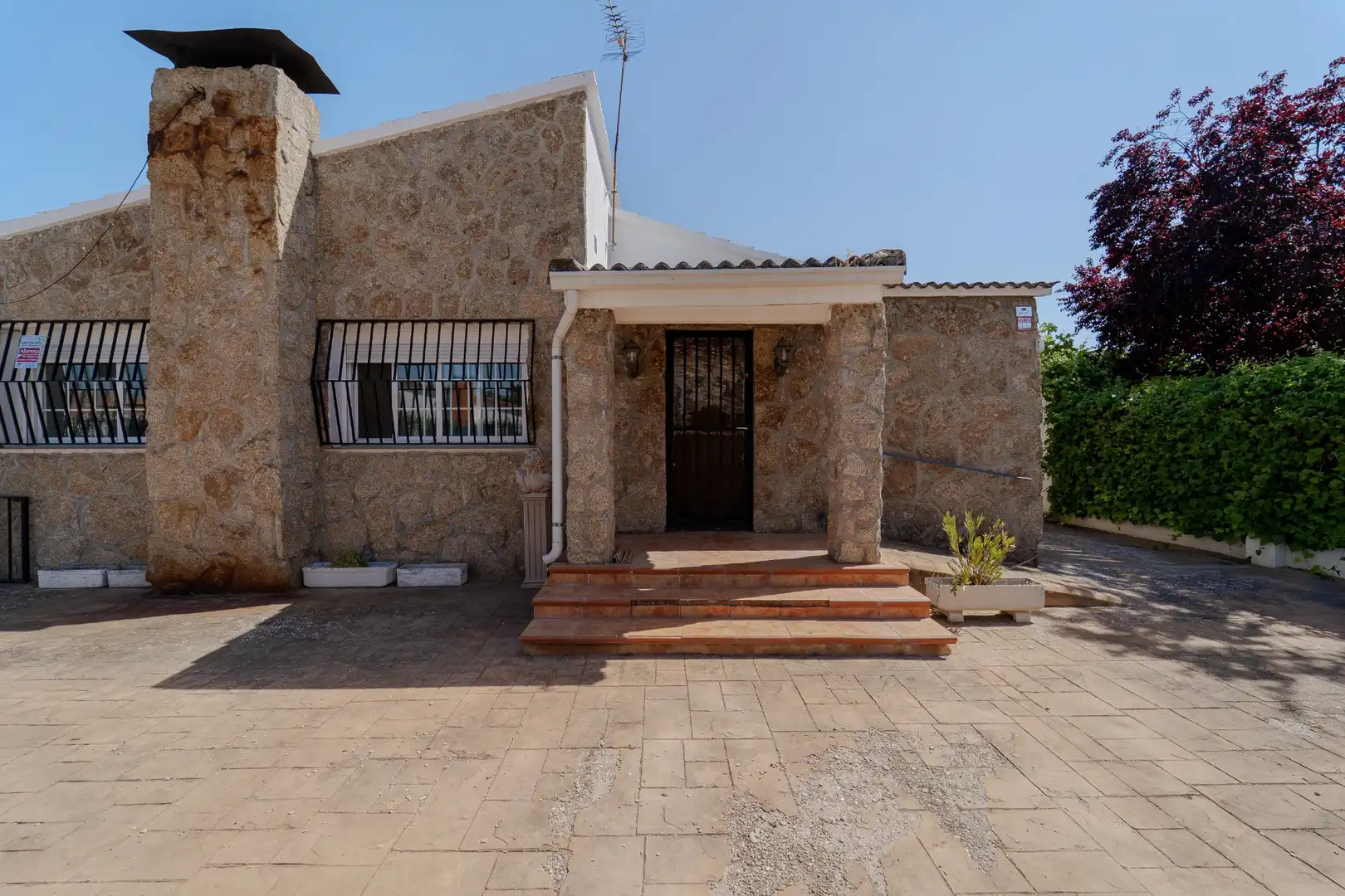 Vista exterior de Casa o xalet en venda en El Álamo amb Aire condicionat, Calefacció i Jardí privat