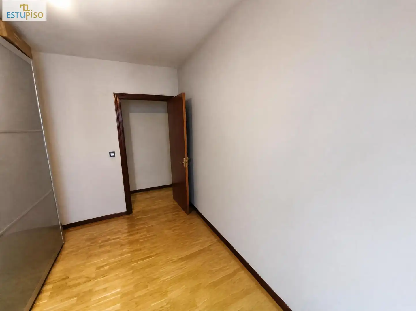 Bedroom of Flat for sale in Salburua - Arantzabela