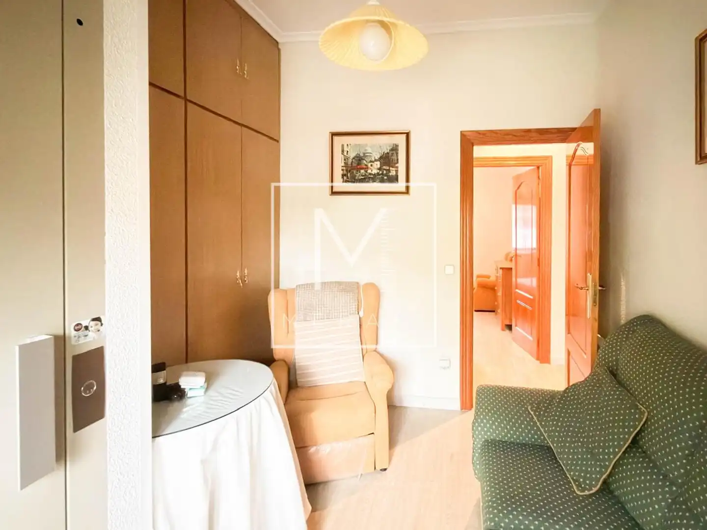 Sala d'estar de Casa o xalet en venda en Albacete amb Calefacció, Jardí privat i Terrassa