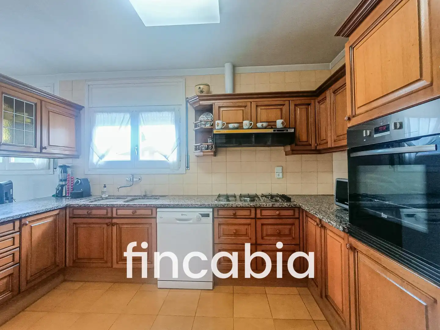 Cuina de Casa o xalet en venda en Santa Coloma de Farners amb Aire condicionat, Calefacció i Jardí privat