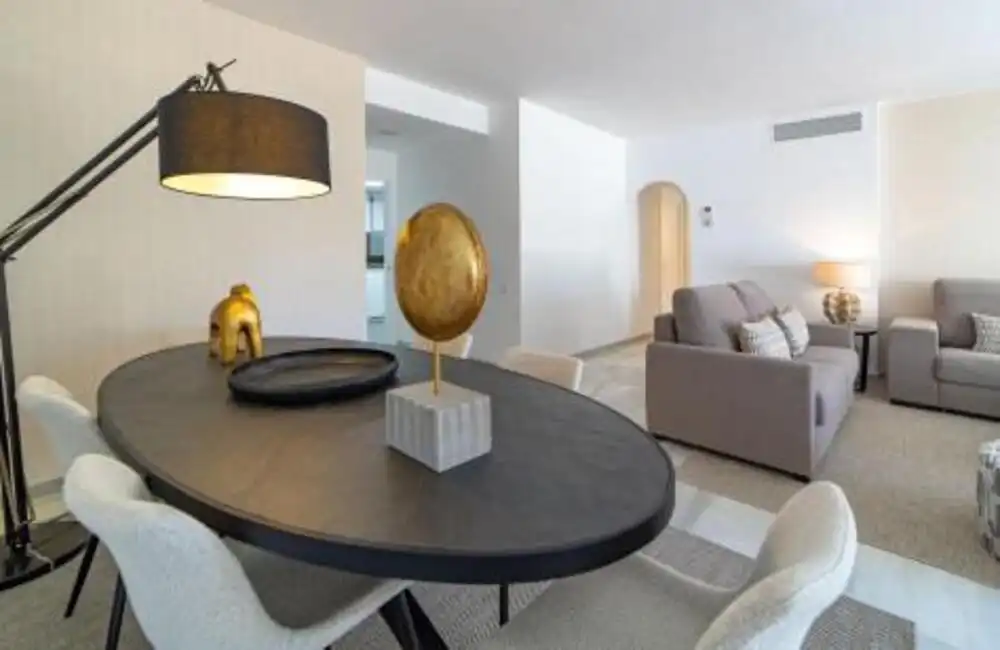 Sala d'estar de Apartament de lloguer en Marbella amb Aire condicionat, Terrassa i Piscina