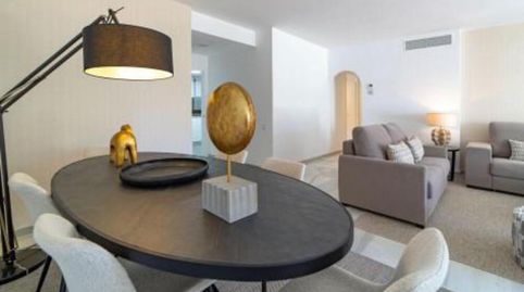 Foto 2 de Apartamento de alquiler en Puerto Banús, Marbella