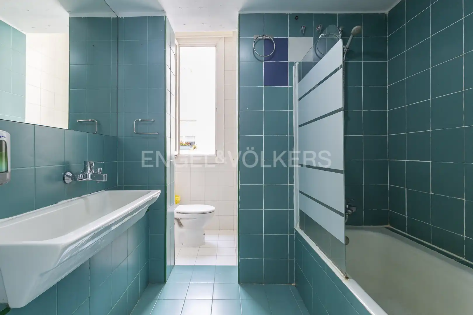 Bany de Apartament en venda en Madrid amb Aire condicionat, Calefacció i Balcó