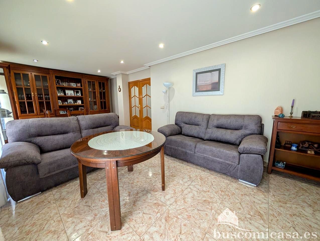 Sala d'estar de Pis en venda en Linares amb Aire condicionat i Balcó