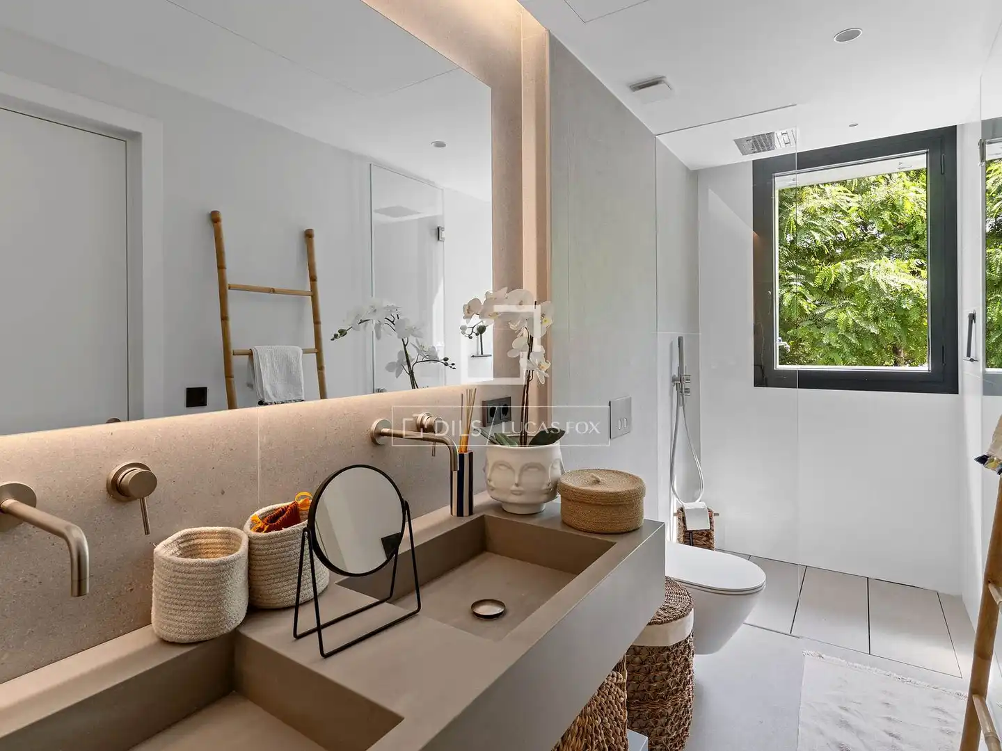 Baño de Piso en venta en  Palma de Mallorca con Aire acondicionado, Calefacción y Terraza