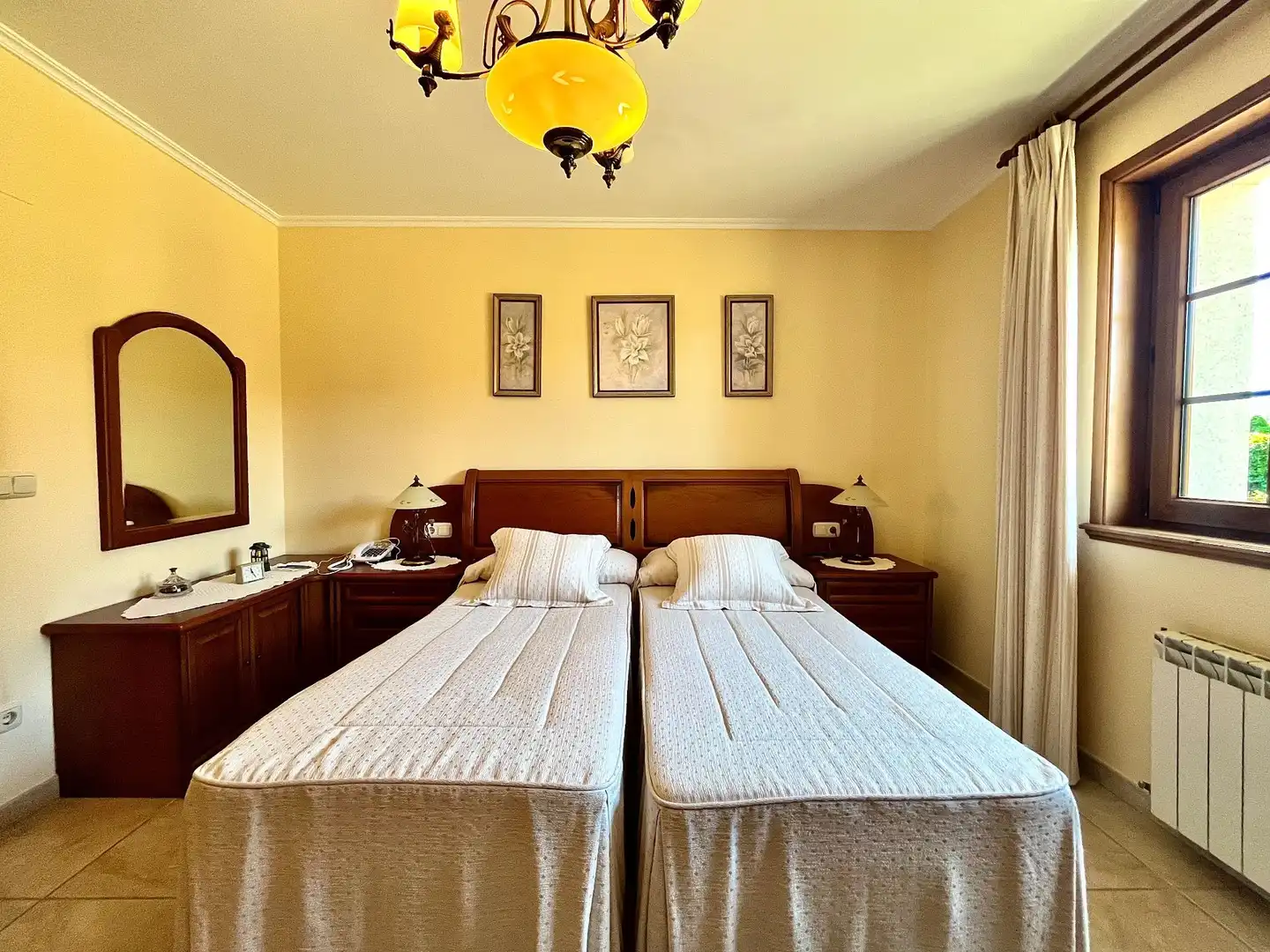 Schlafzimmer von Haus oder Chalet zum Verkauf in Valdoviño mit Heizung, Privatgarten und Abstellraum