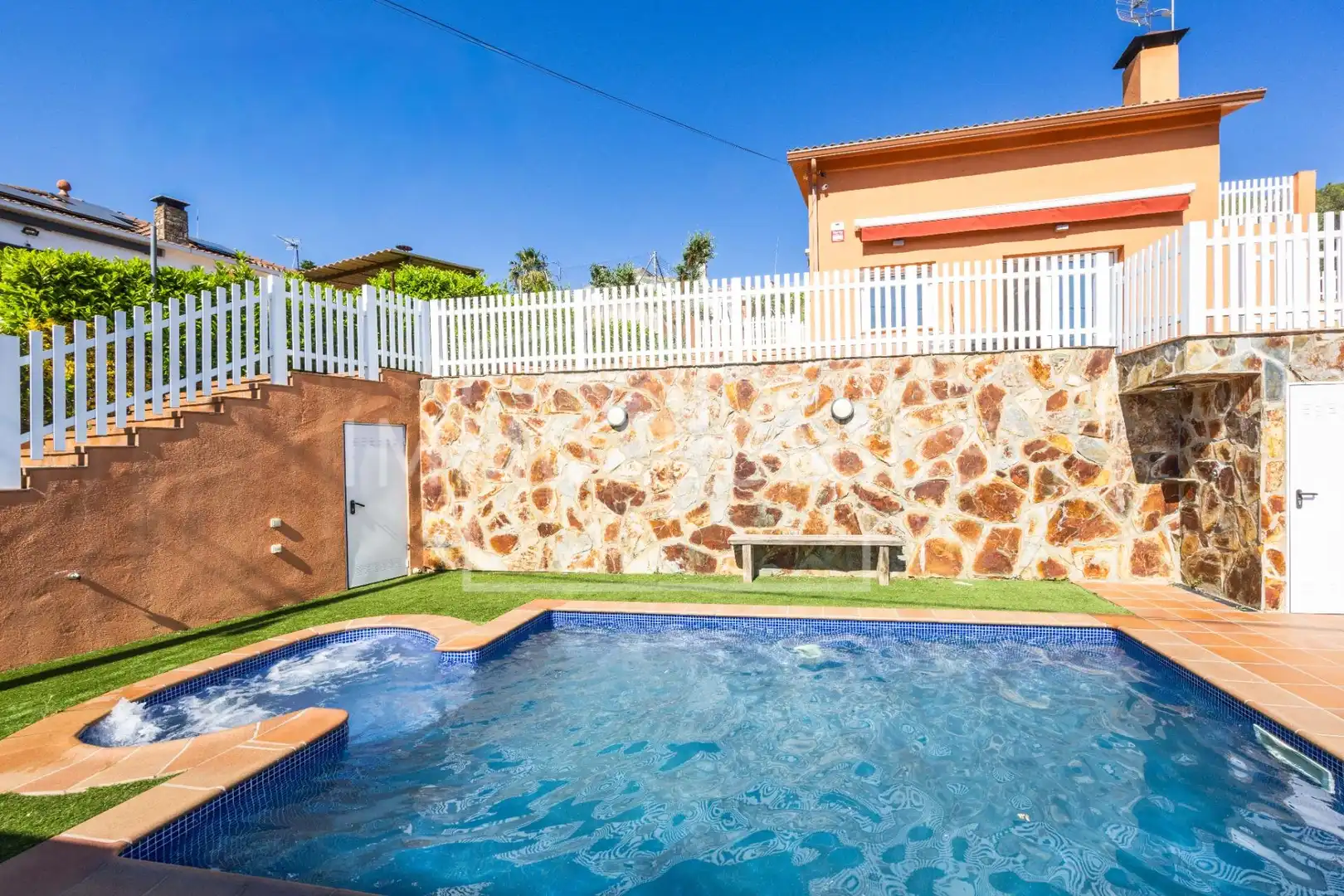 Piscina de Casa o chalet en venta en Cànoves I Samalús