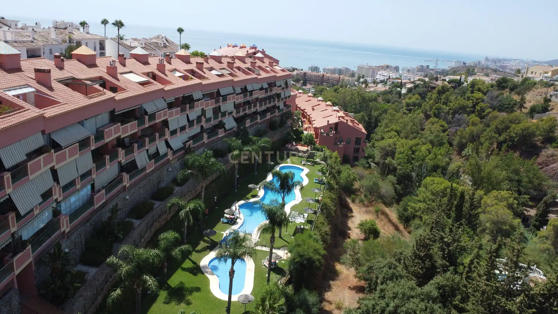 Apartamento con ascensor en venta en Calle las Dalias, Fuengirola, Spain