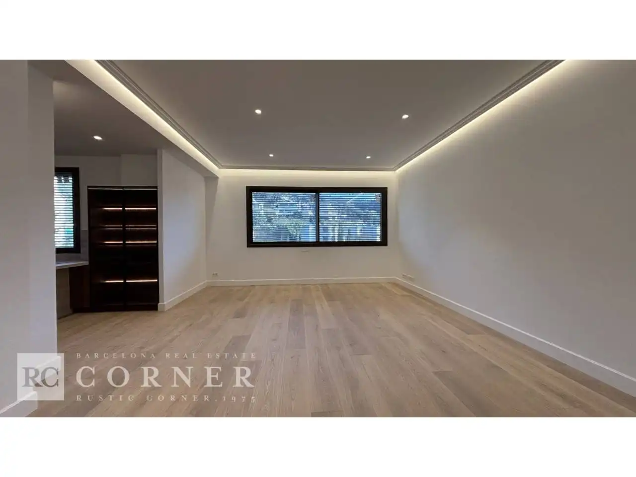 Exterior view of Flat for sale in Barcelona  with Air Conditioner, Parquet flooring and Terrace