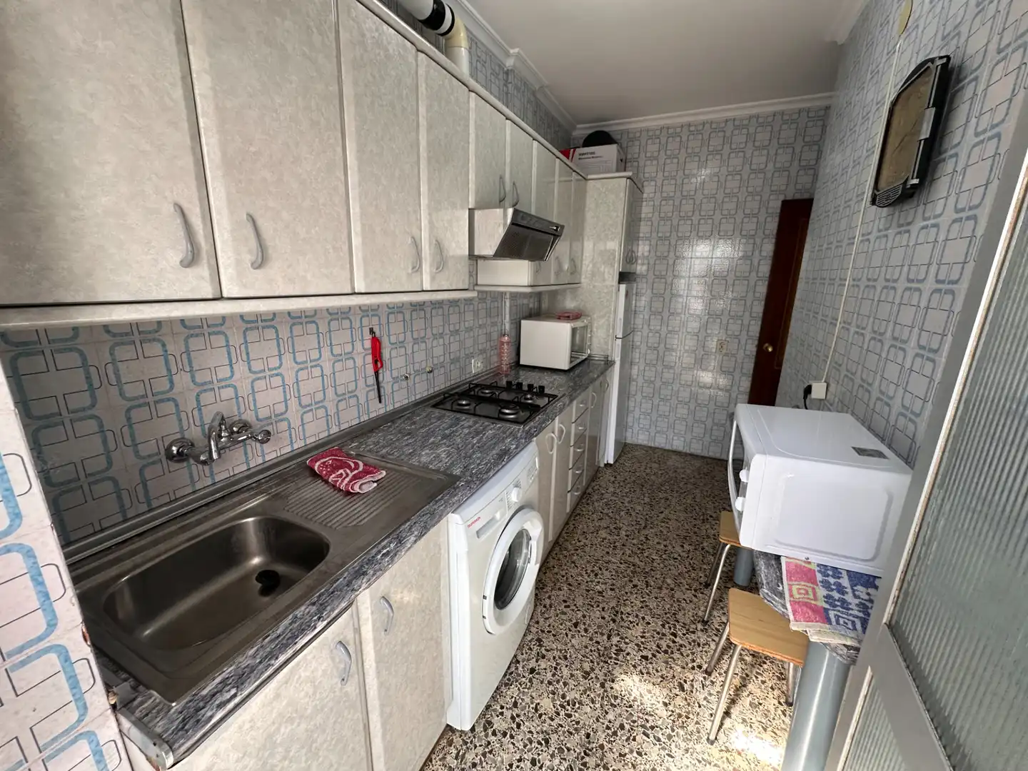 Flat for rent in Avenida de los Alfares, Fuensanta - Universidad