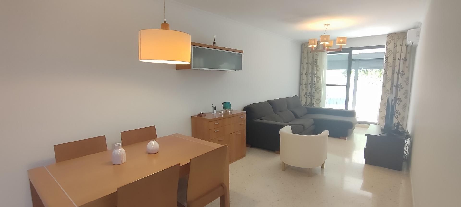 Planta baja to rent in Calle BONREPOS I MIRAMBELL, Metro - Auditorio