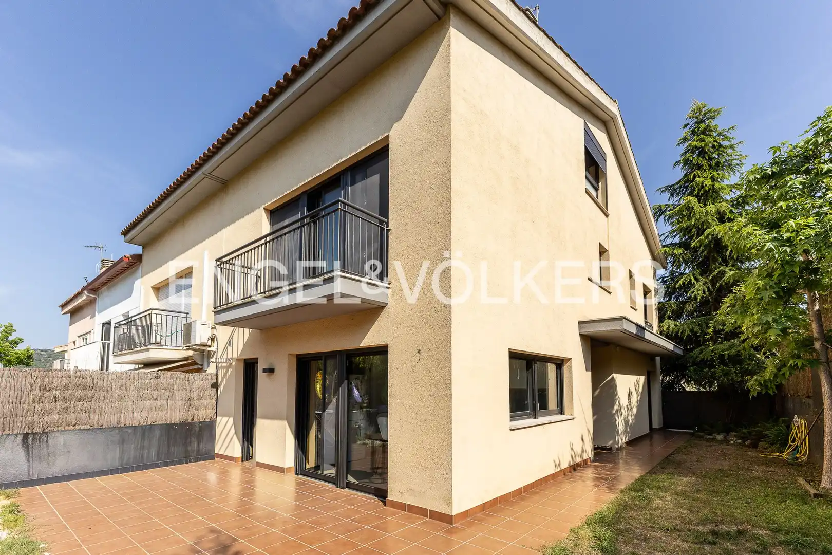 Exterior view of Detached homes for sale in Argentona  with Heating, Private garden and Terrace