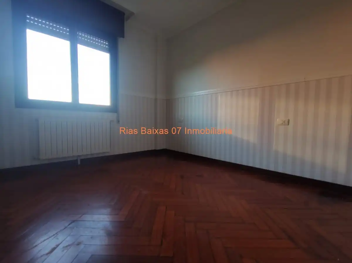 Casa o chalet en venta en Vigo  con Calefacción, Jardín privado y Parquet