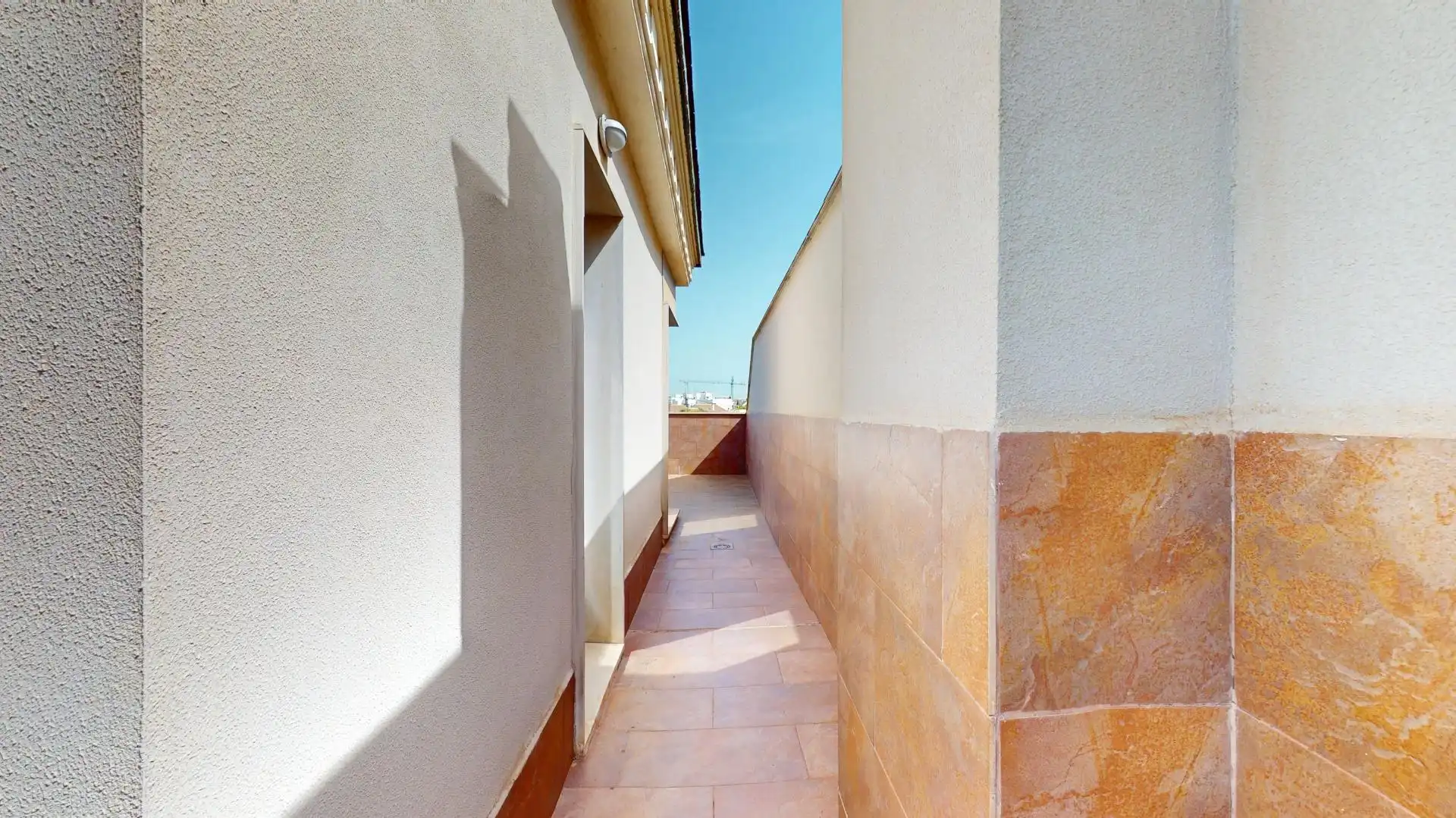 Terrassa de Casa adosada en venda en Pilar de la Horadada amb Aire condicionat, Jardí privat i Terrassa