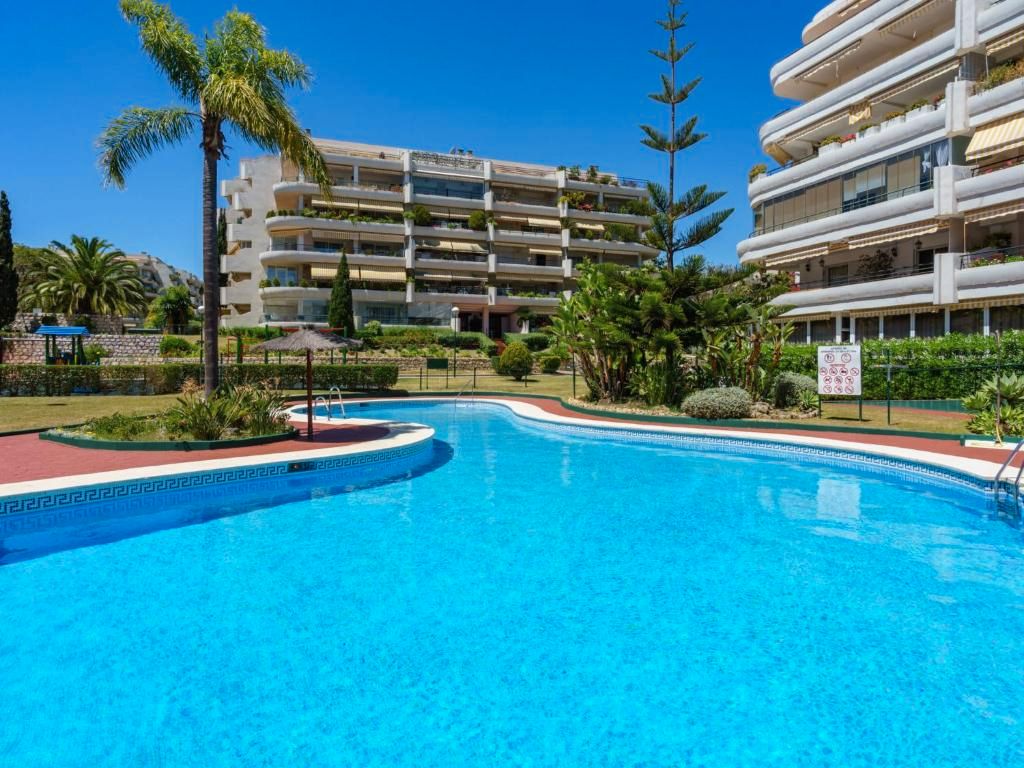 Vista exterior de Apartament de lloguer en Marbella amb Aire condicionat, Calefacció i Terrassa