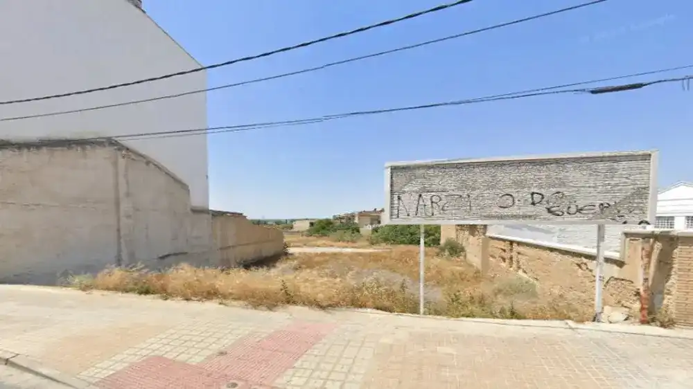 Terreny residencial en venda a Avenida de Montañana
