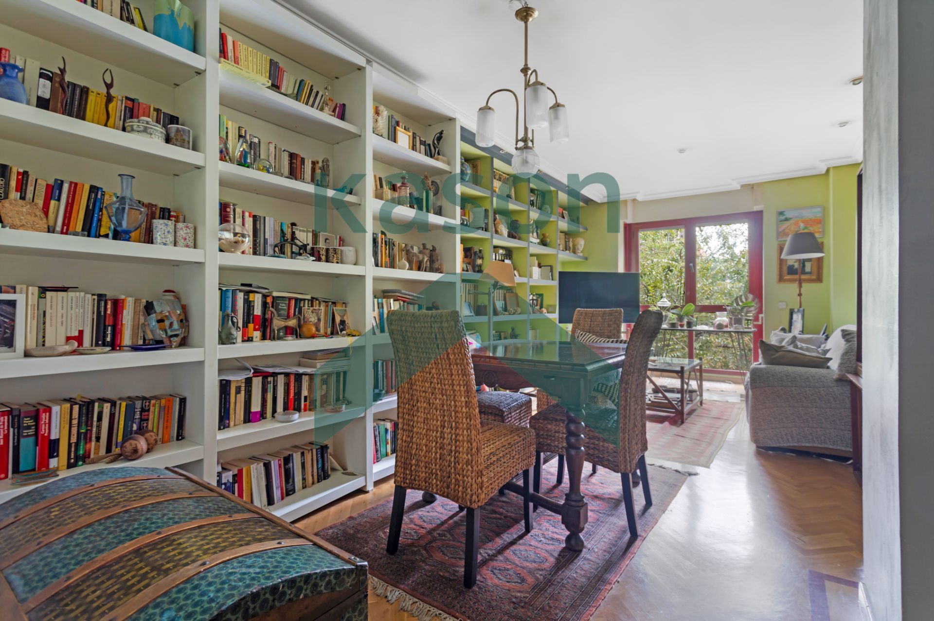 Dining room of Flat for sale in  Madrid Capital  with Air Conditioner, Heating and Community pool