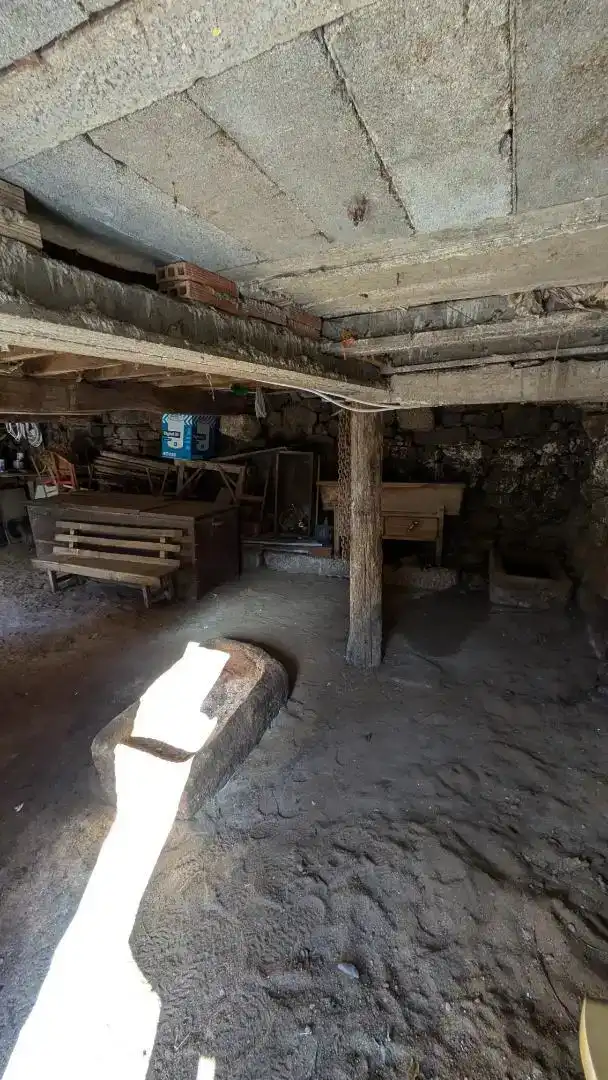 Casa adosada en venda en Calvos de Randín amb Moblat i Balcó
