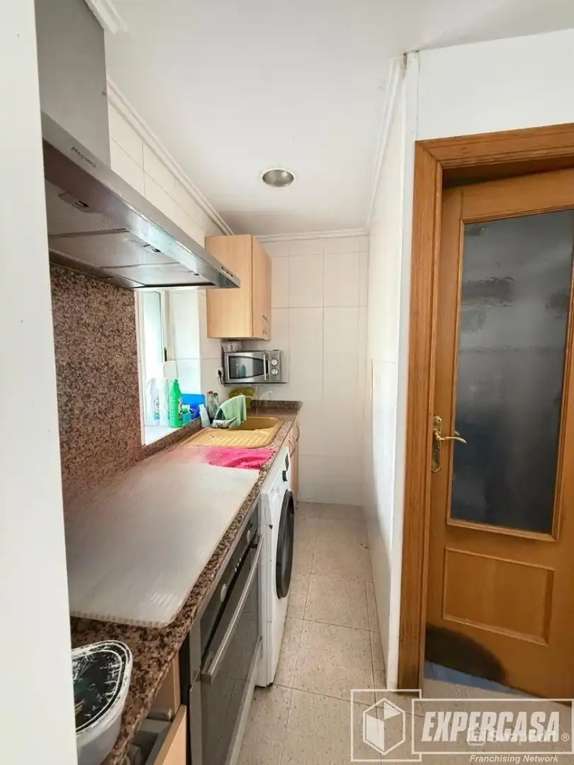 Cuina de Casa o xalet en venda en Llíria amb Terrassa