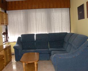 Living room of Flat for sale in Santiago de Compostela 