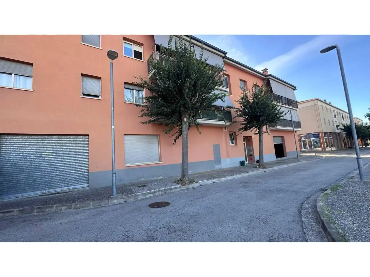 Locale commerciale in vendita a Calle Sauce