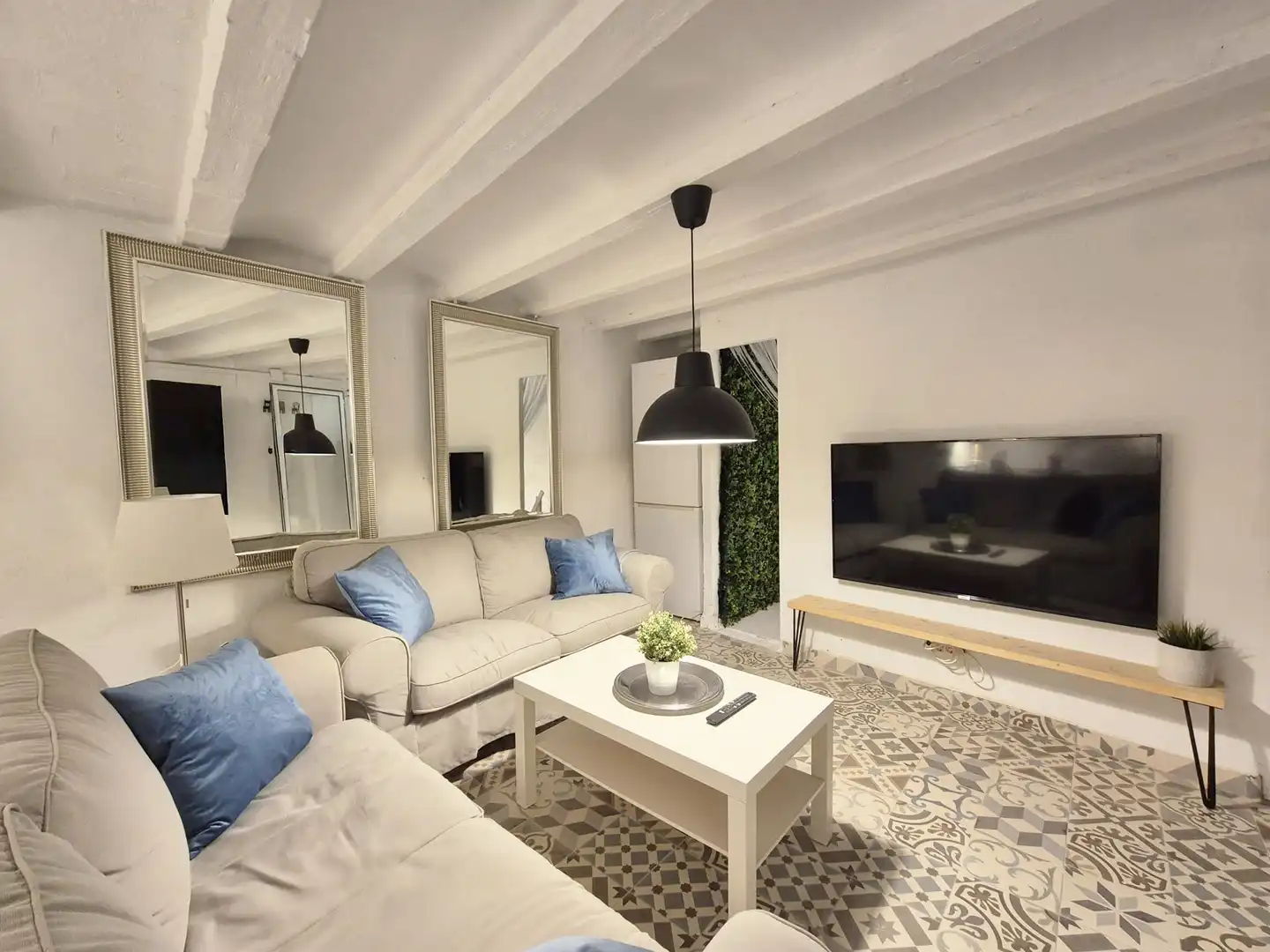 Sala de estar de Local en venta en  Barcelona Capital