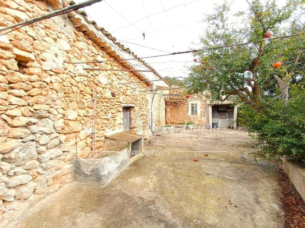 Jardí de Finca rústica en venda en Costitx amb Terrassa
