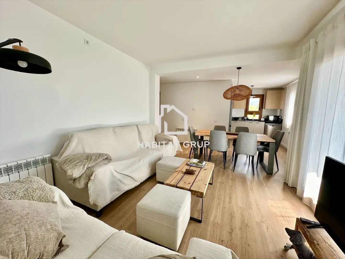 Piso con ascensor en venta en Bellver de Cerdanya, imagen 3
