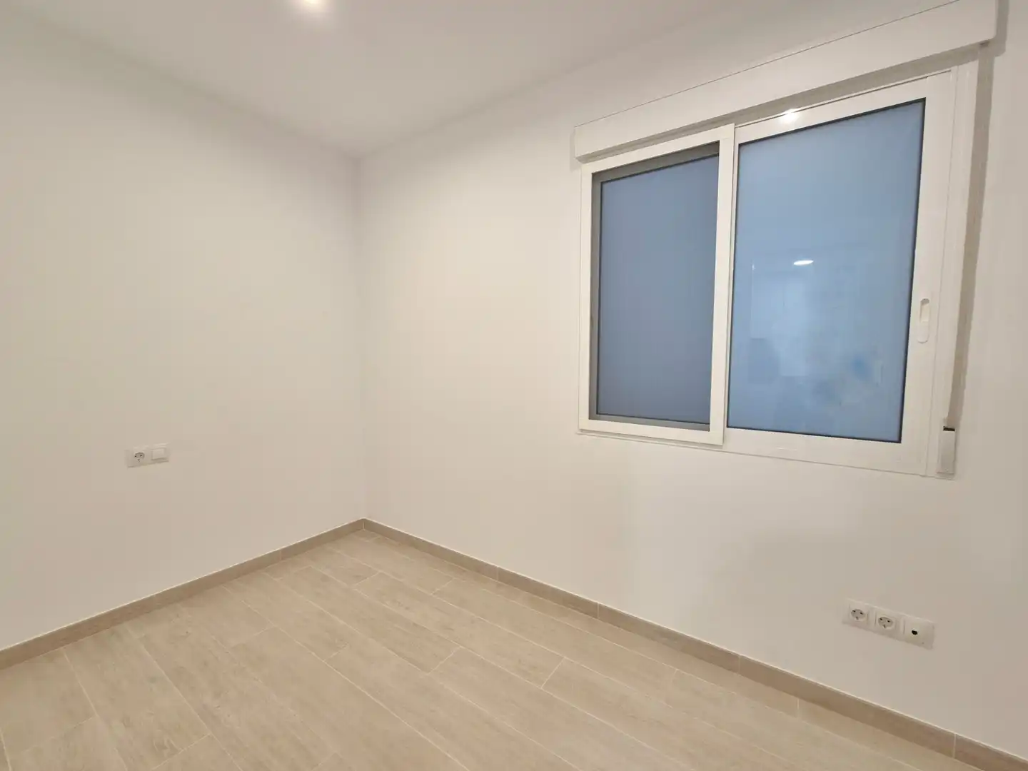 Habitación de Piso en venta en Valencia con Aire acondicionado, Parquet y Horno