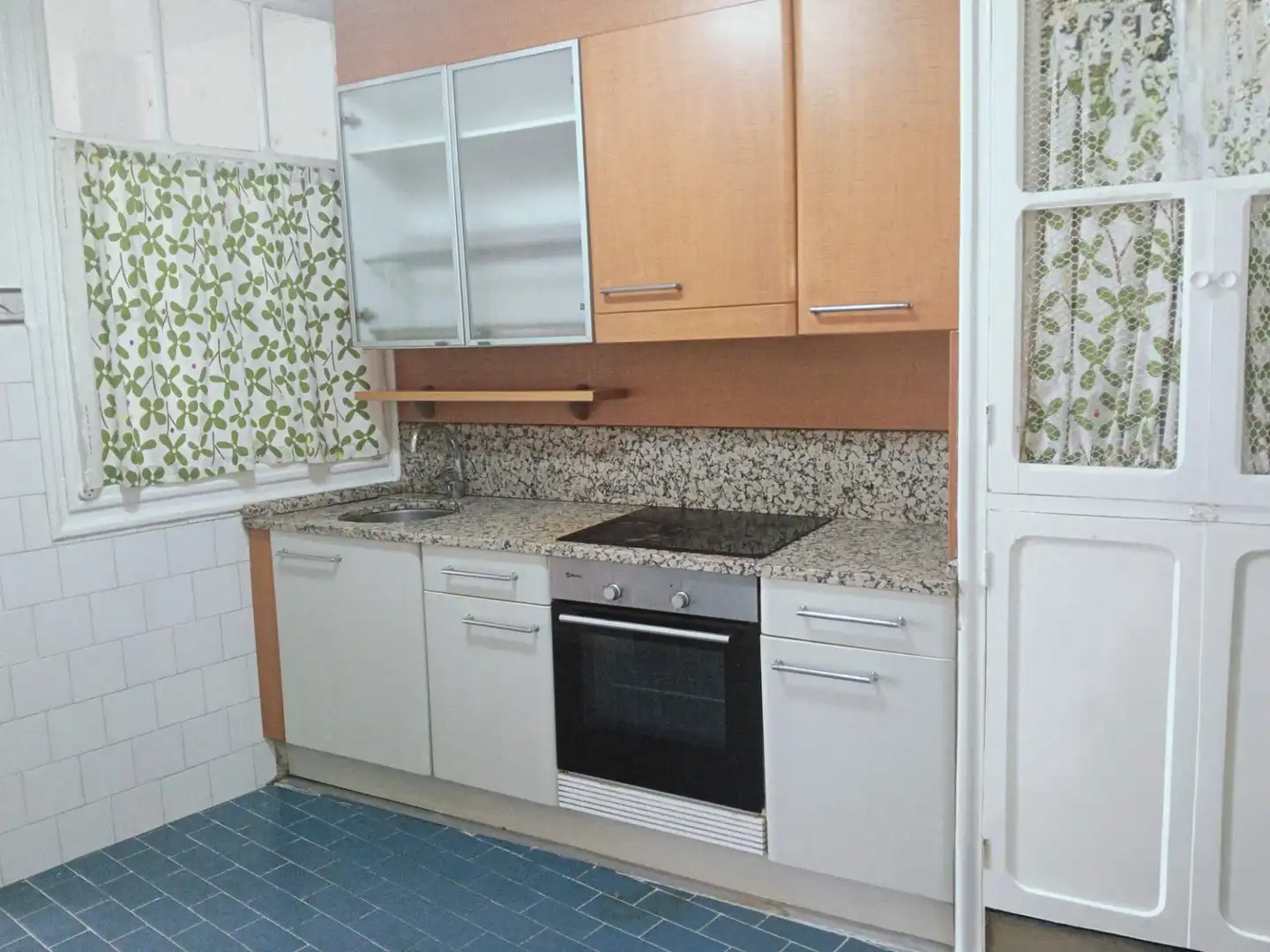 Kitchen of Houses for sale in Zaragoza  with Heating and Terrace