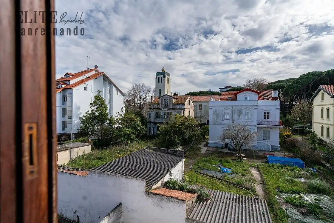 Vista exterior de Casa o chalet en venta en Santander con Calefacción, Jardín privado y Parquet