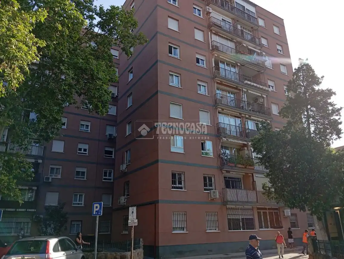 Piso en venta en Alameda de Osuna