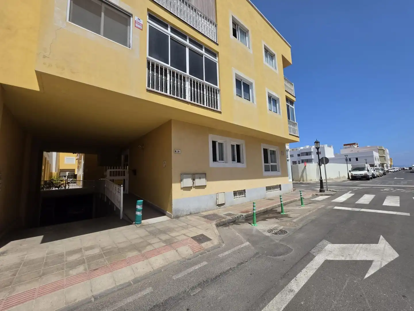 Exterior view of Flat for sale in La Oliva