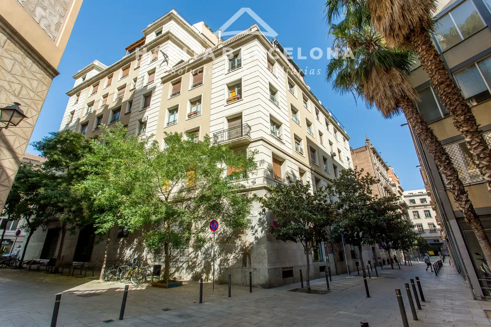Vista exterior de Piso de alquiler en Barcelona con Aire acondicionado, Calefacción y Parquet