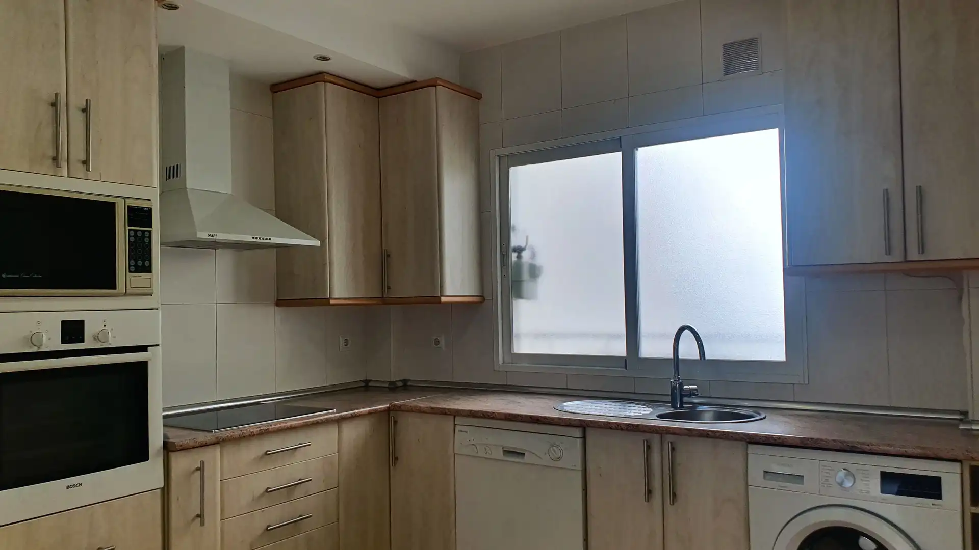 Flat for rent in Calle de San Bernardo, Universidad - Malasaña