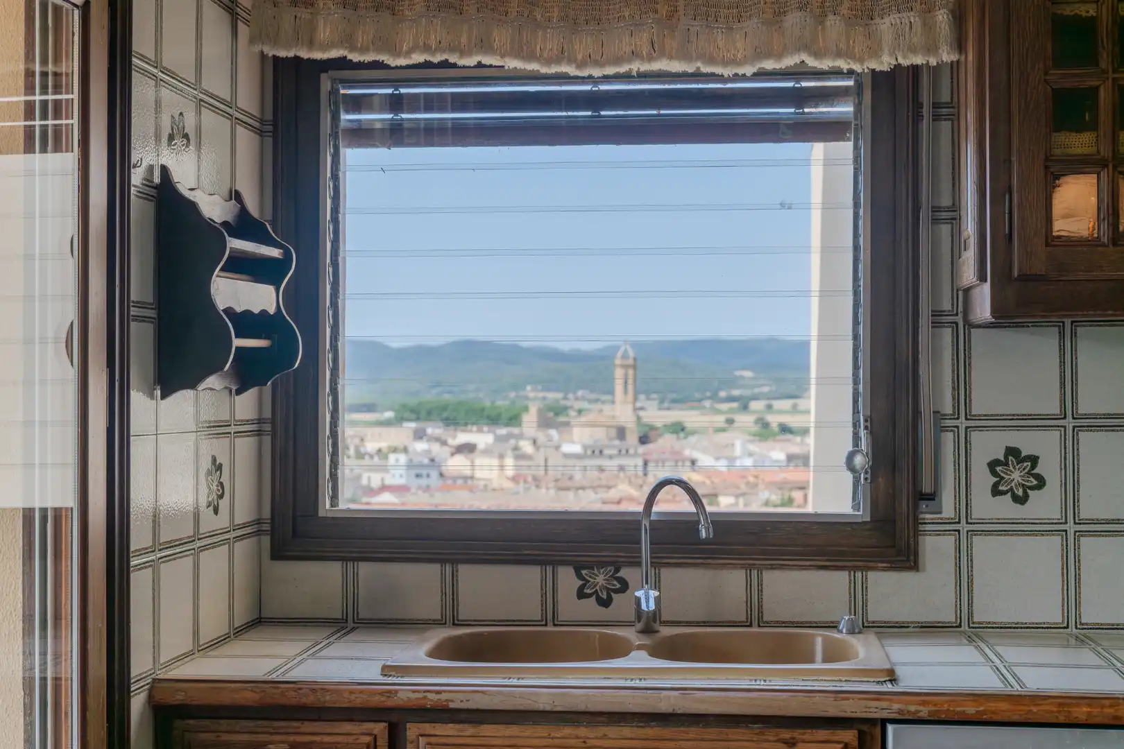 Cocina de Casa o chalet en venta en La Bisbal d'Empordà con Calefacción, Jardín privado y Terraza
