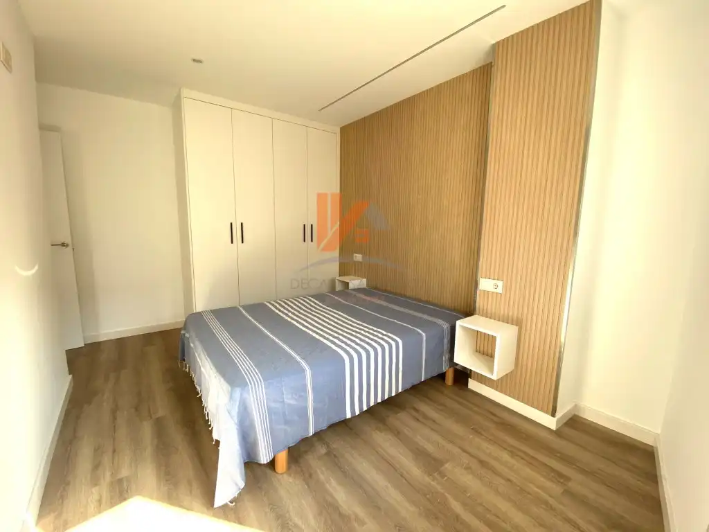 Bedroom of Apartments for rent in Santiago de Compostela   with Furnished