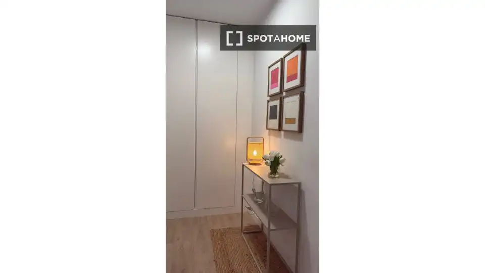 Habitación de Apartamento para compartir en Valencia con Aire acondicionado, Terraza y Amueblado