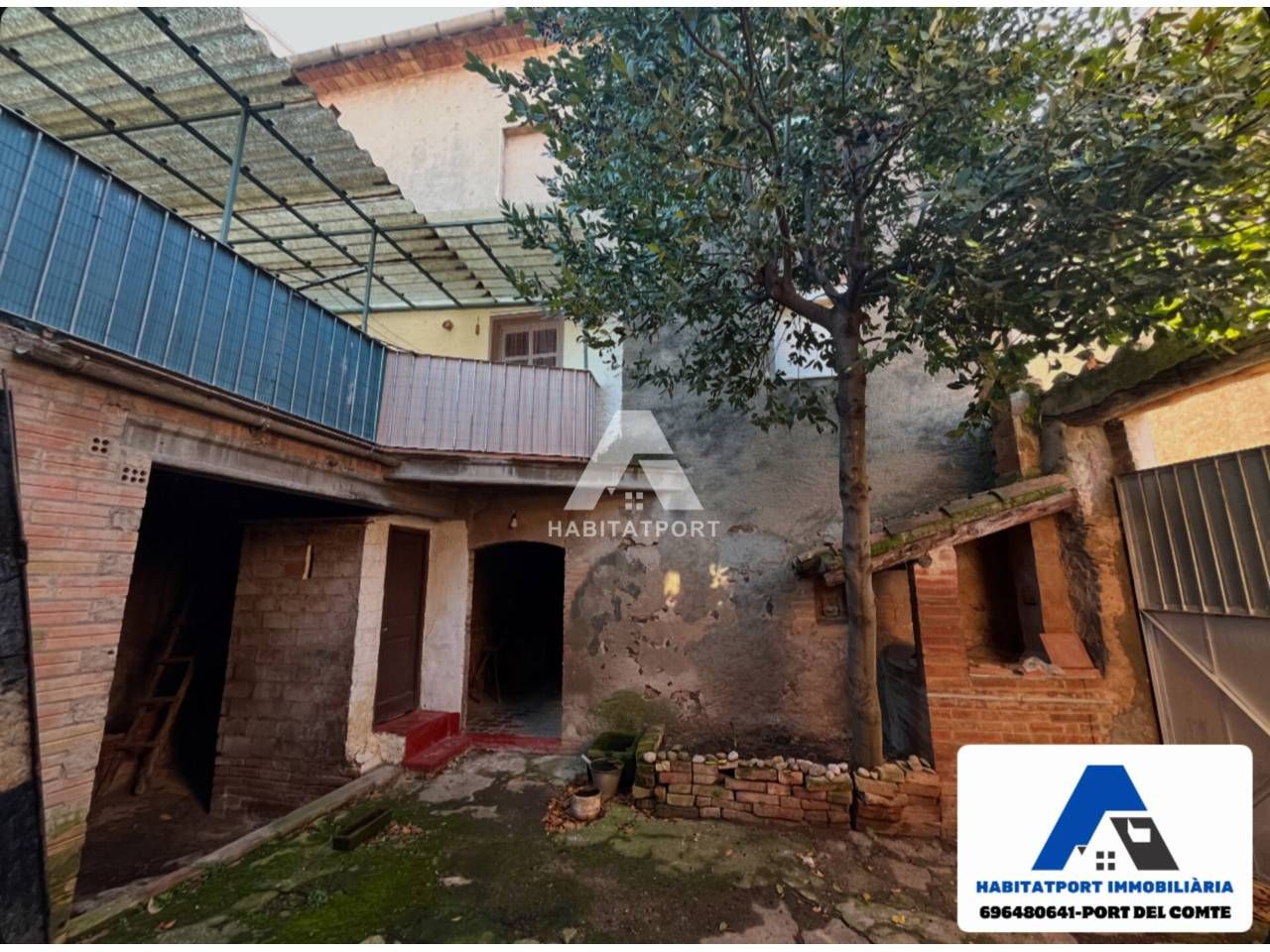 Exterior view of House or chalet for sale in Casserres  with Terrace