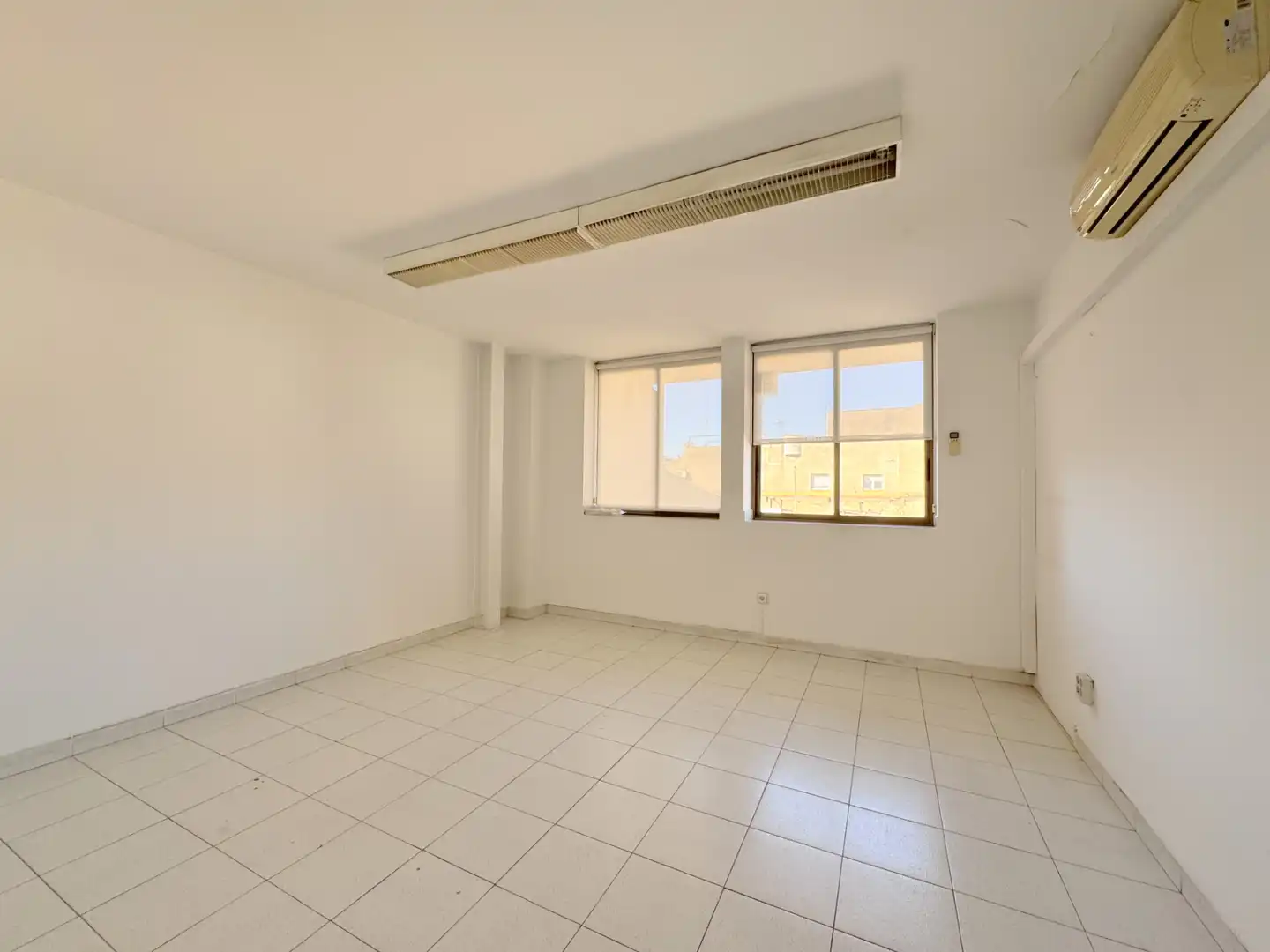 Oficina en venta en Granollers con Alarma