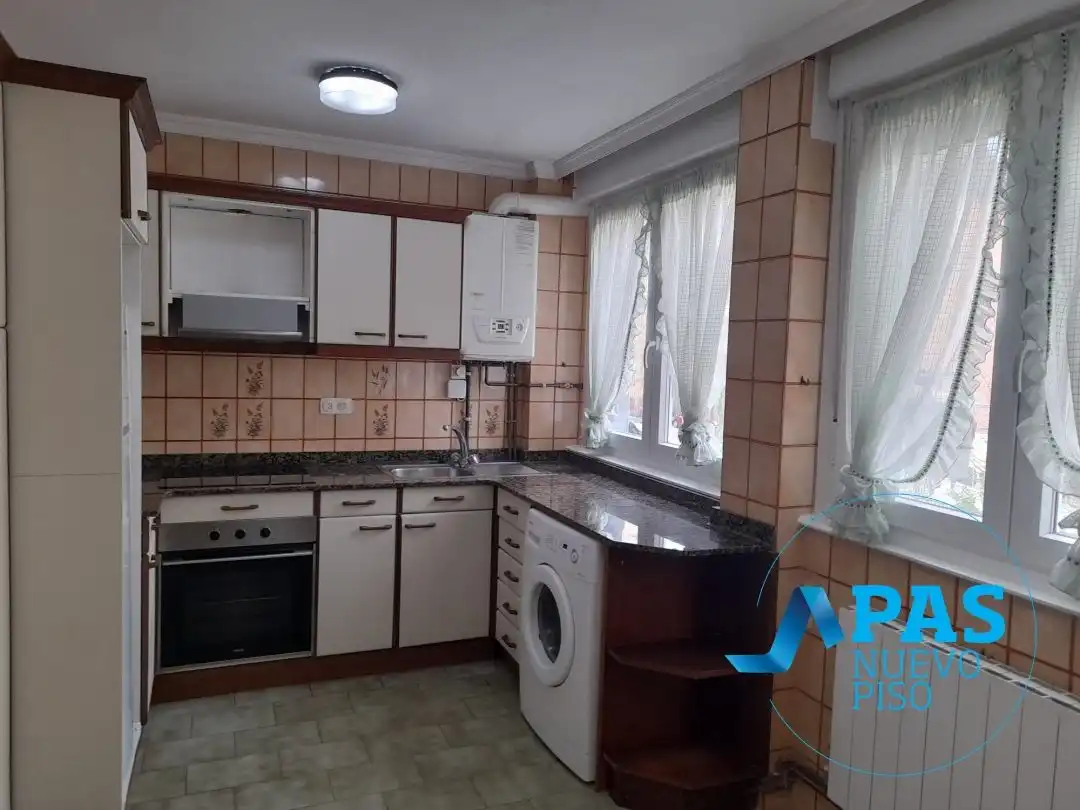 Kitchen of Flat for rent in Santander  with Heating and Furnished
