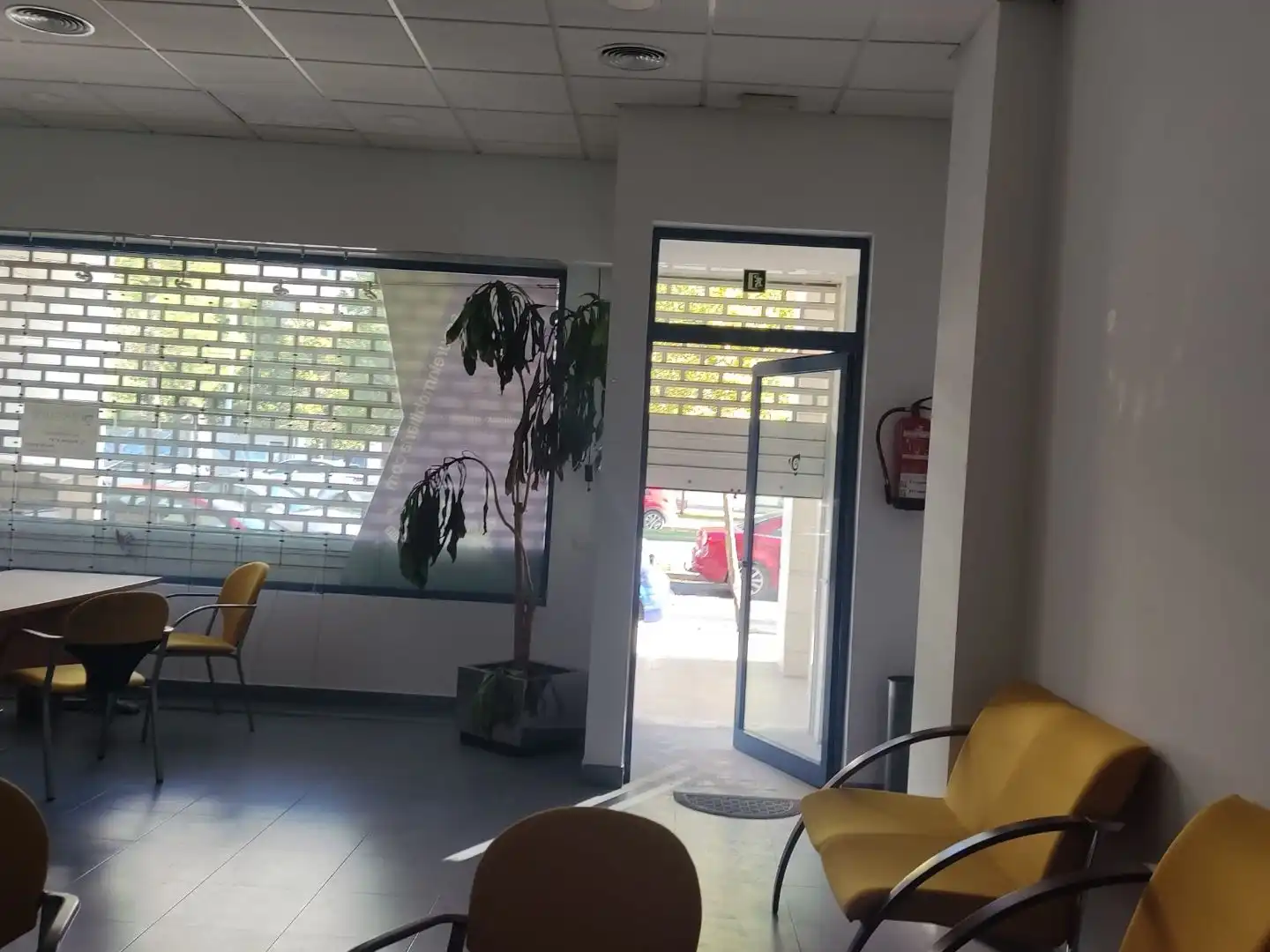 Local de alquiler en  Huelva Capital con Aire acondicionado y Amueblado