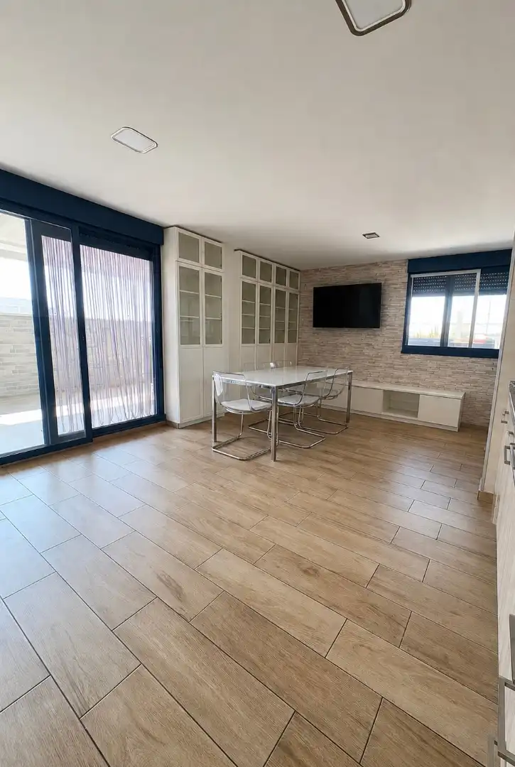 Esszimmer von Dachboden zum Verkauf in Moncofa mit Heizung, Terrasse und Abstellraum