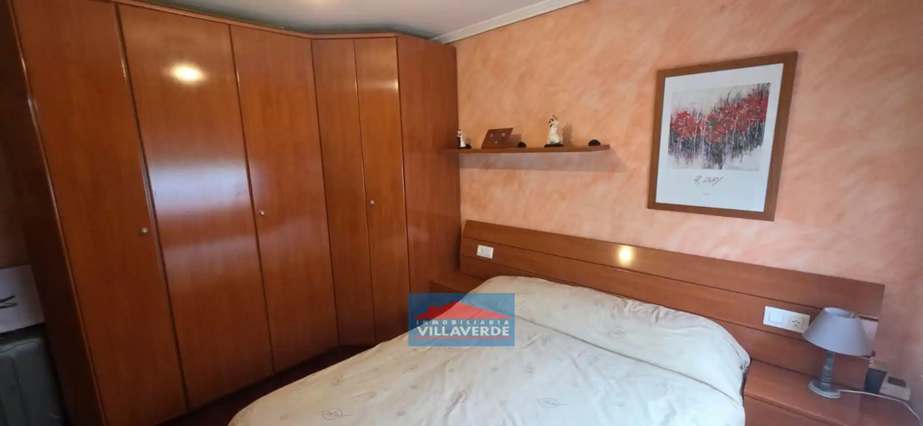 Habitación de Piso en venta en Cangas  con Calefacción, Trastero y Amueblado