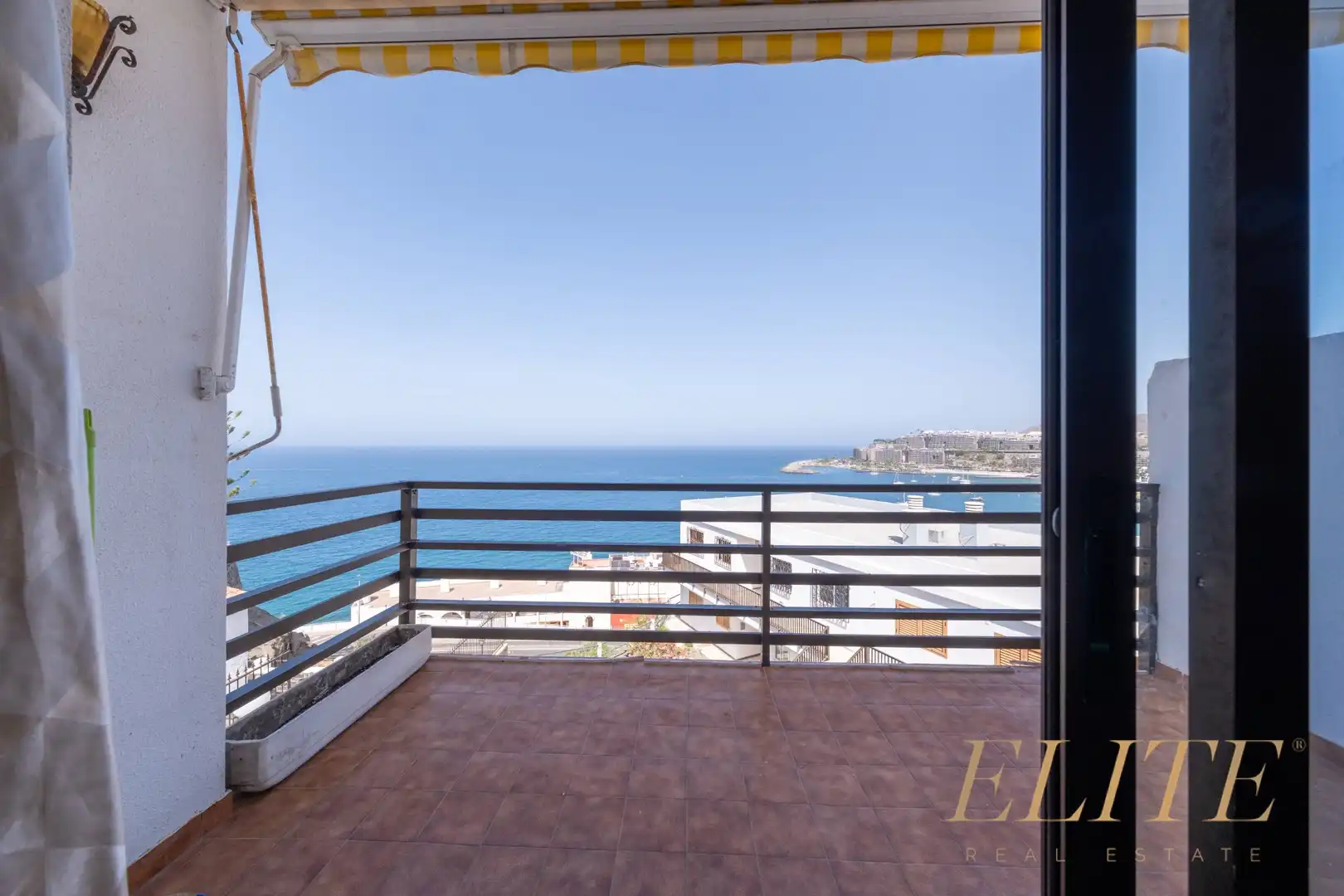 Balcony of Apartments for sale in Mogán  with Terrace and Community pool