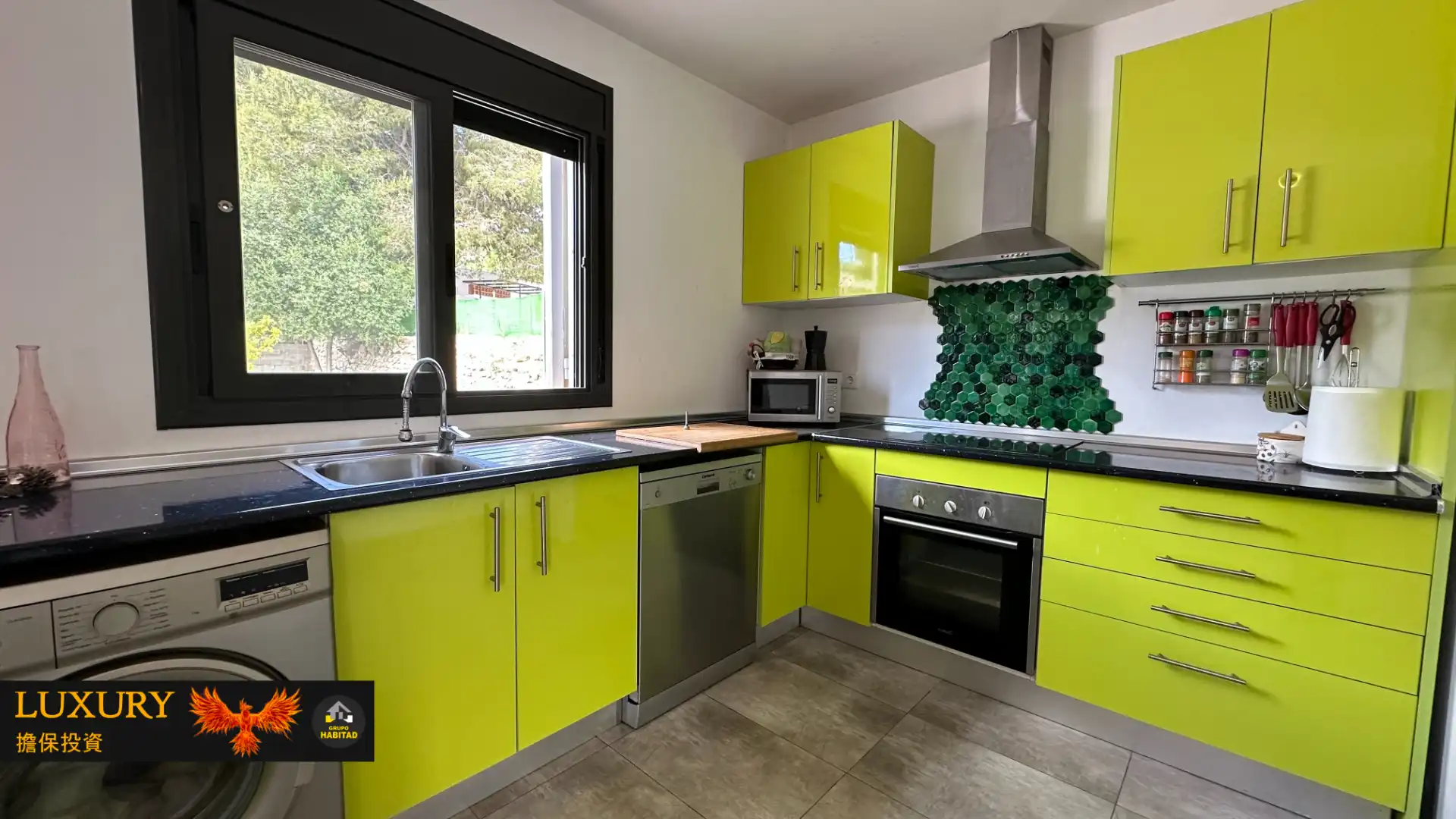 Küche von Haus oder Chalet zum Verkauf in Cunit mit Heizung, Privatgarten und Schwimmbad