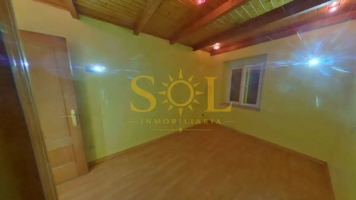 Casa o xalet en venda en La Pola de Gordón  amb Terrassa