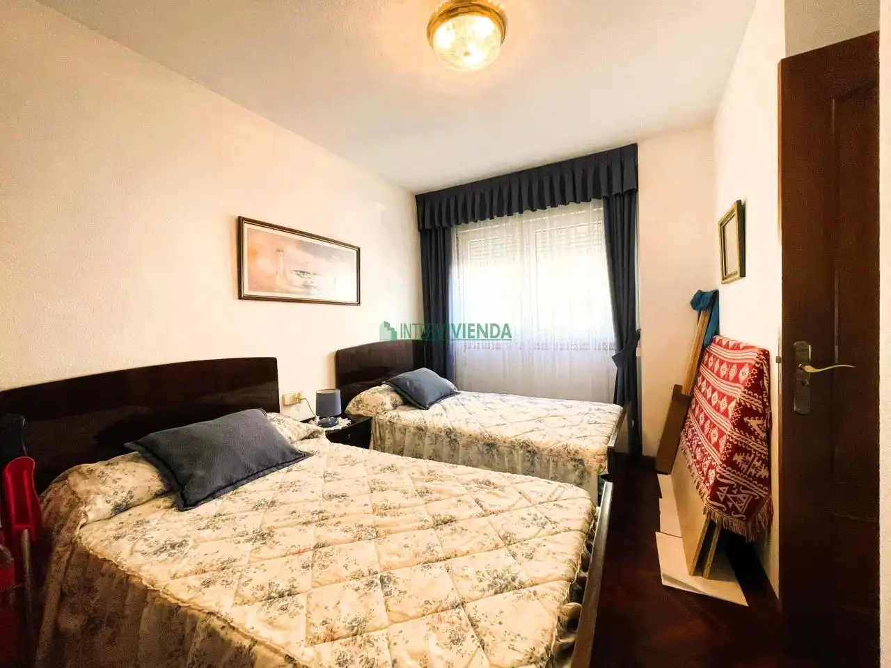 Habitación de Planta baja en venta en Nigrán con Terraza, Trastero y Balcón