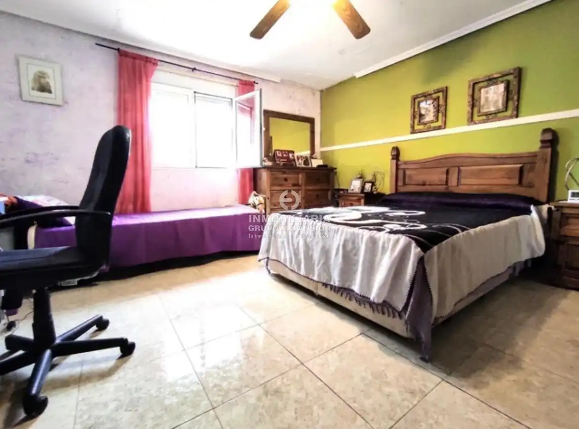 Dormitori de Casa o xalet en venda en Aspe amb Aire condicionat, Calefacció i Jardí privat